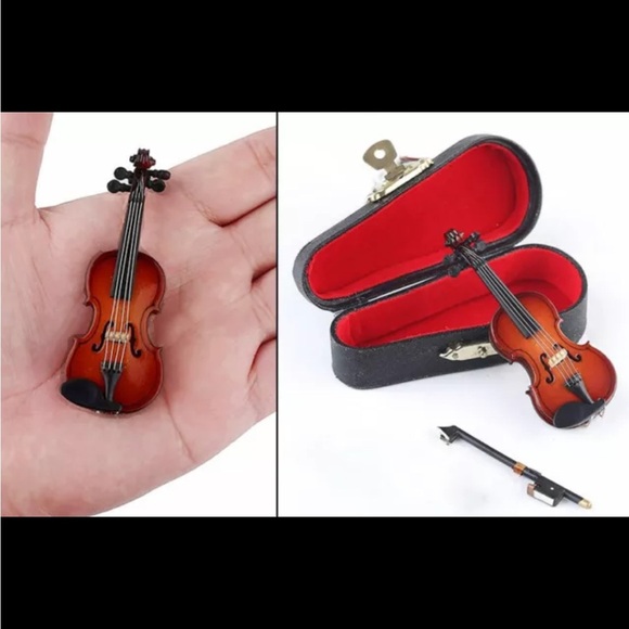 Worlds Smallest Miniature Violin Mini Case Instrument Toy Tiny Wood Gag Gift - Picture 2 of 4